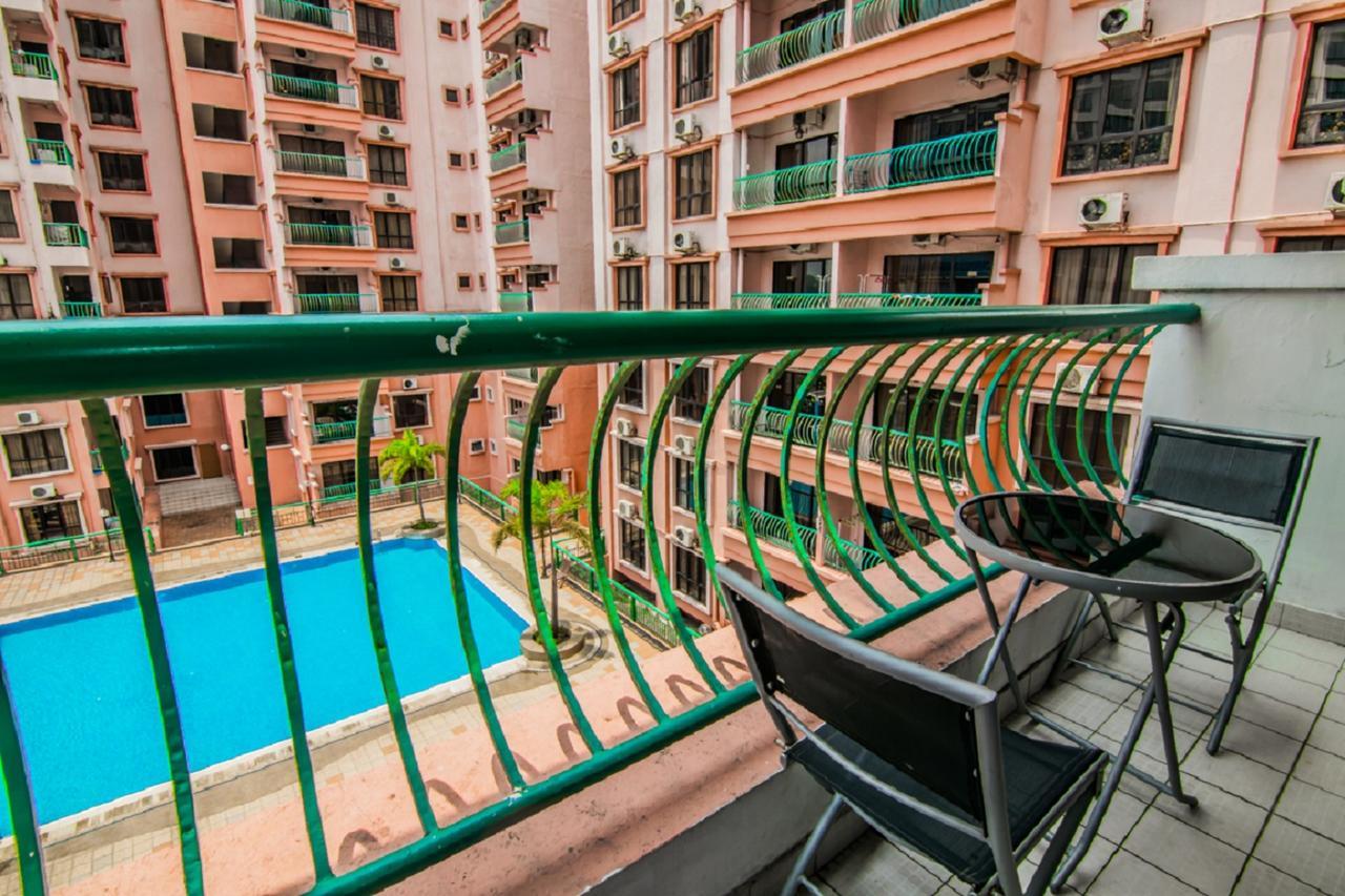 Marina Condominium Holiday Homestay Kota Kinabalu Exteriör bild